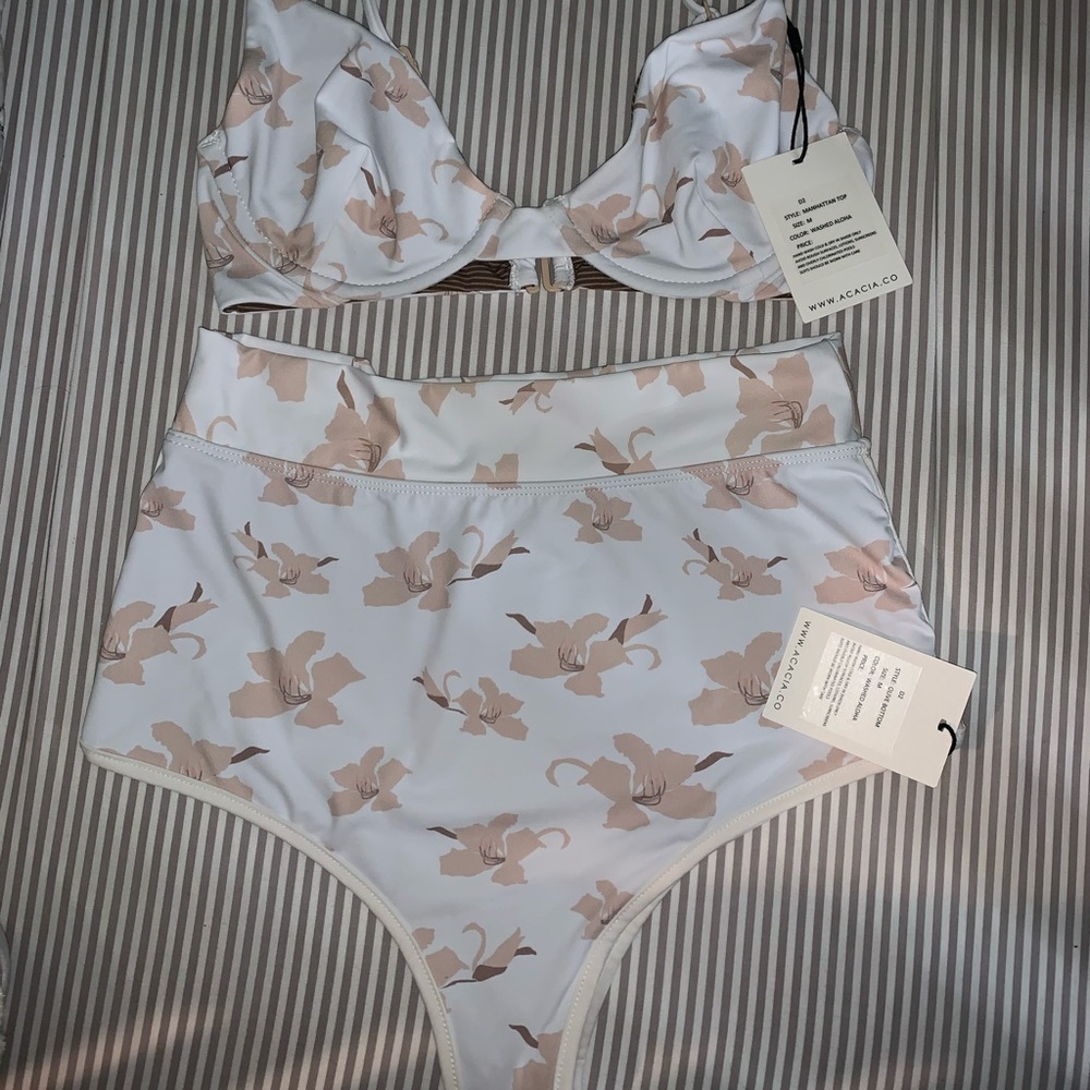 Acacia washed aloha set BNWT❌sold❌